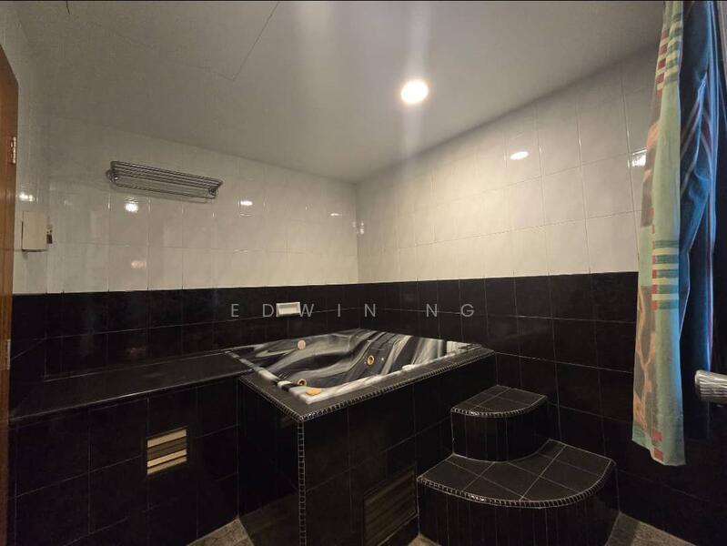 Silverton Condominium - 5