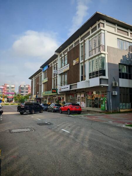 Kota Puteri Oasis 1 3 Storey Shop Lot - 5