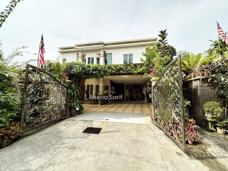 Corner Lot Semi D SS4 Petaling Jaya - 2