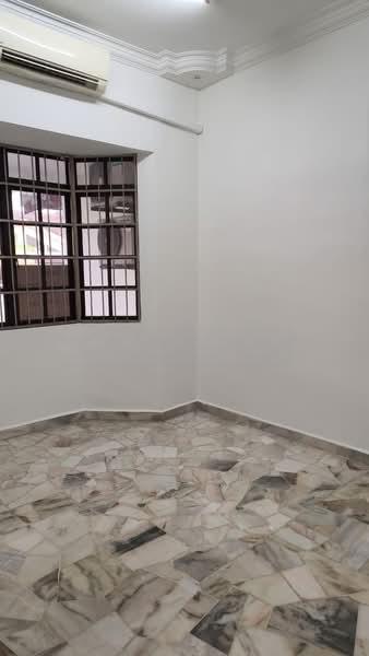 Taman Molek - 5