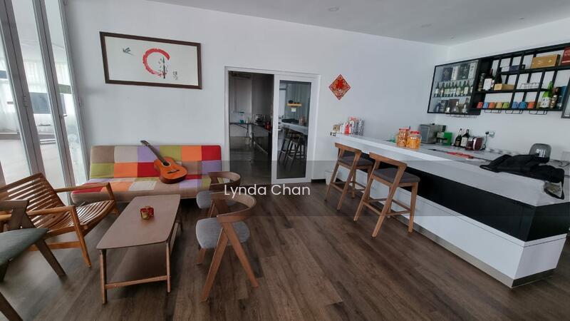 Bungalow At Bukit Jambul - 3