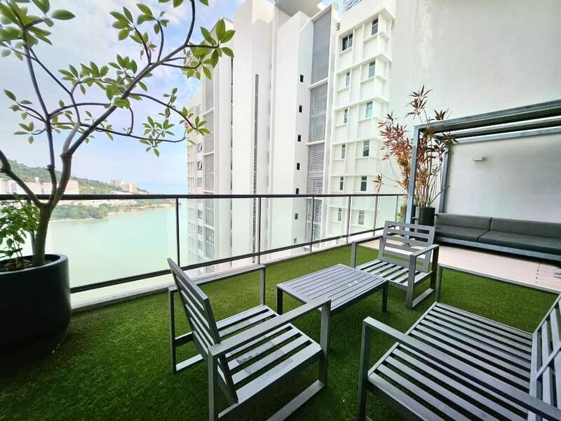 Infinity Beachfront Condominium - 4