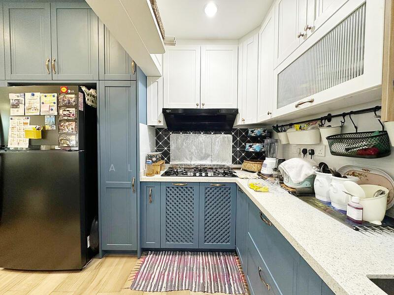 Waterside Residence - 5