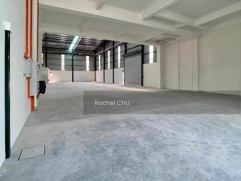 Semi-D factory at Seksyen 26 - 2