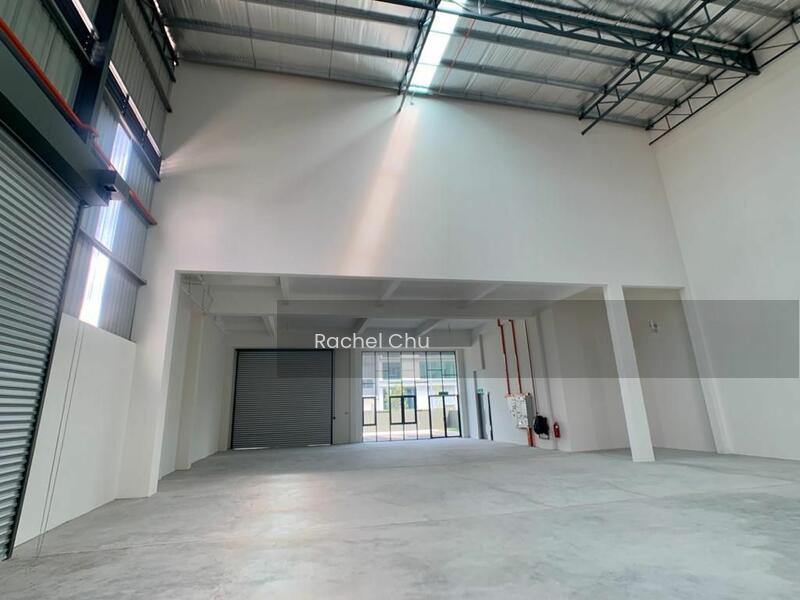 Semi-D factory at Seksyen 26 - 1