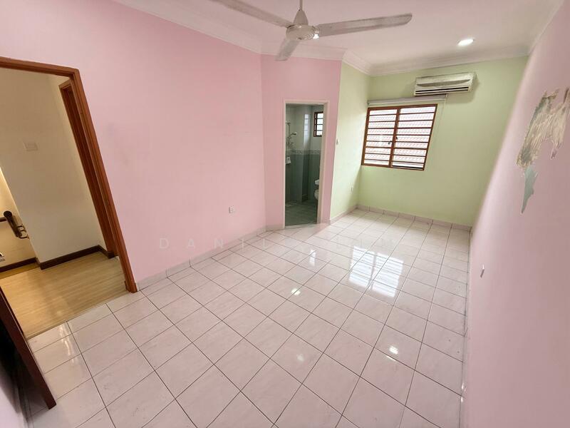 Damai Perdana, 20x60, Full Reno, Gated Area, Flat Level, 9/10 Condition - 4