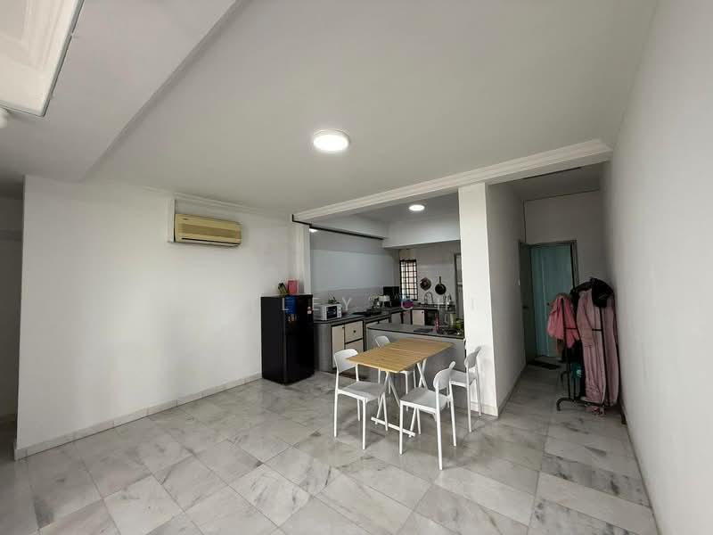 Aloha Tower Condominium - 2