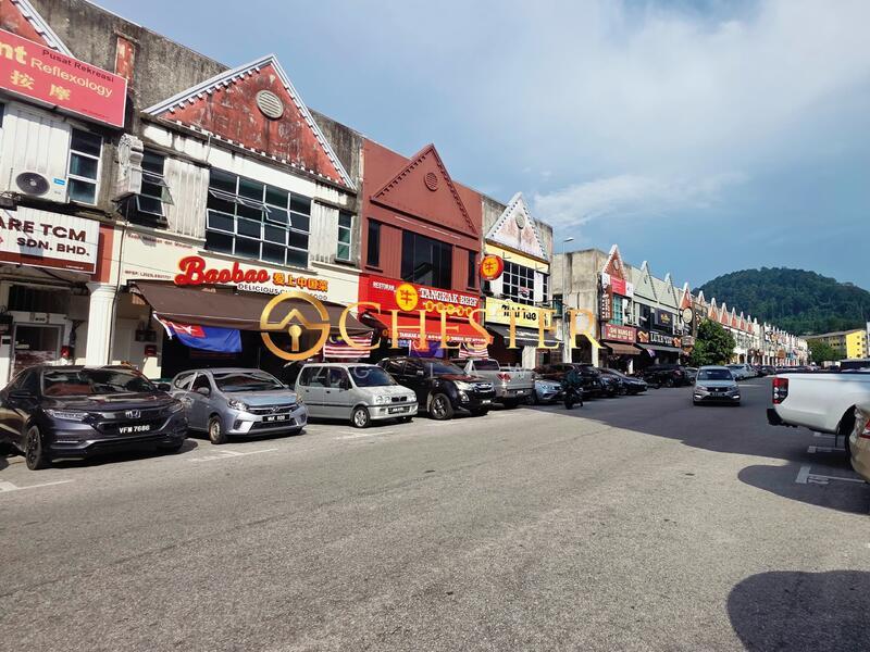 Taman Flora Utama - 1