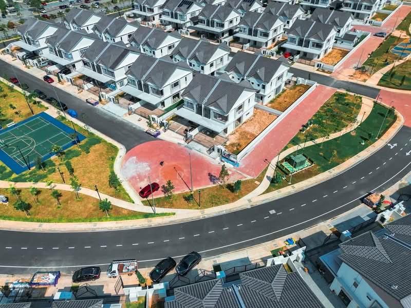 Sejati Lakeside 2 - 1