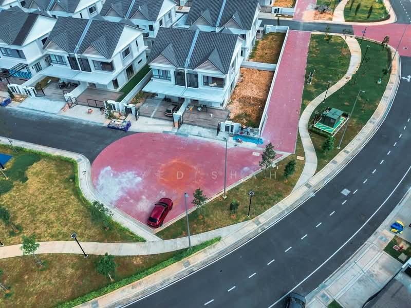 Sejati Lakeside 2 - 4