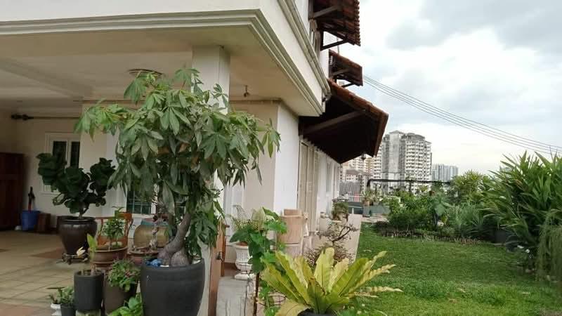 Semi-Detached House at Taman Overseas Union (Taman Oug) - 1