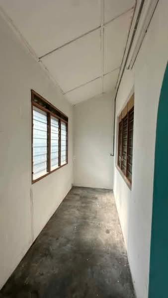 Taman Pengkalan Barat - 3