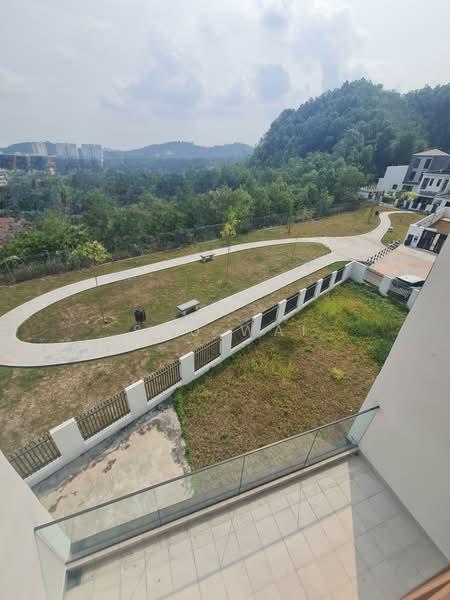 1 stop service A to Z,find a good deal landed 899k to 4mil,klang valley,Puchong,Cheras,Serdang,KL - 3