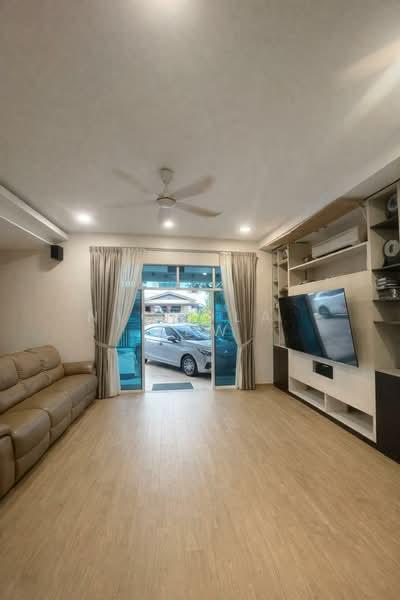Taman Bukit Serdang - 4