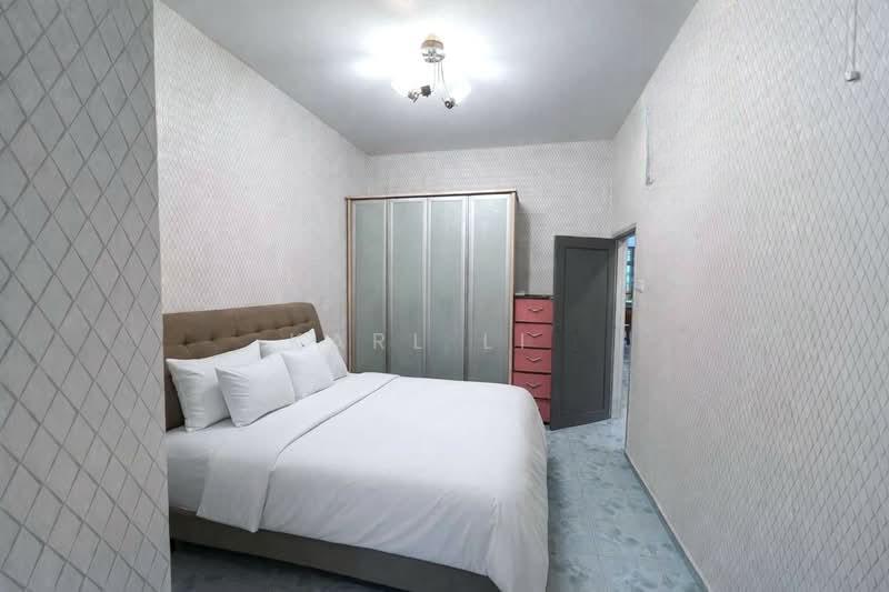 Taman Nusa Bestari - 5