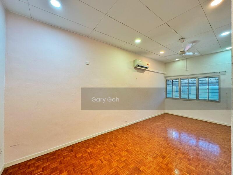 2 Storey Semi-D Island Park - 4