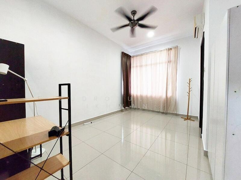 Double Storey Semi-D Taman Jenderam Harmoni - 2