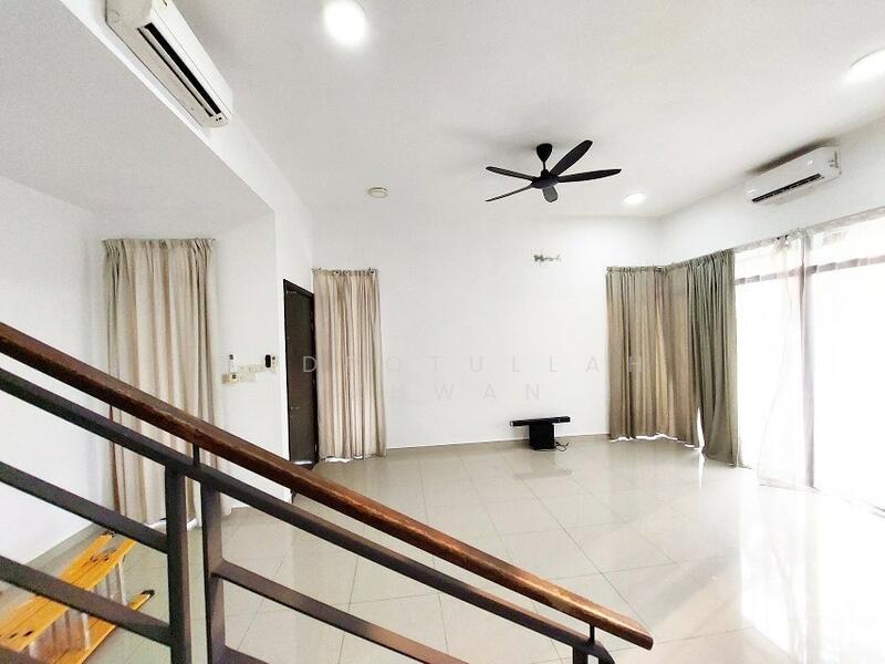 Double Storey Semi-D Taman Jenderam Harmoni - 4