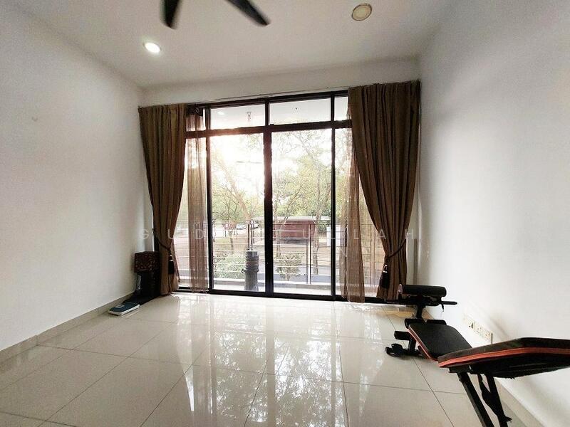 Double Storey Semi-D Taman Jenderam Harmoni - 5