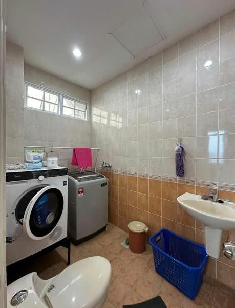 De Summit Condominium - 3