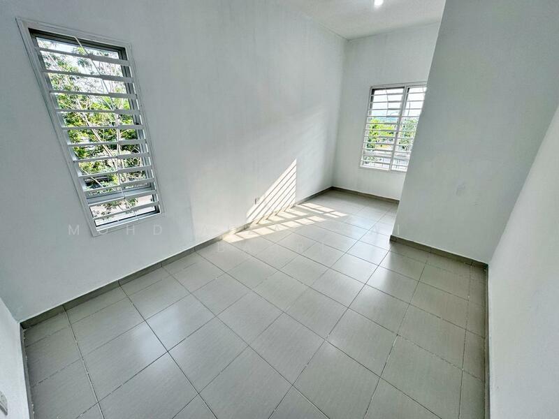 Laman Orkid @ Nilai Impian - 3