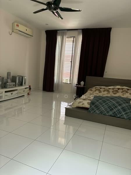 Taman Laguna - 5