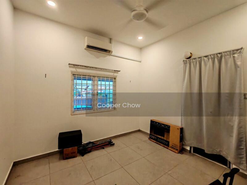 Bungalow at Seksyen 3 - 2