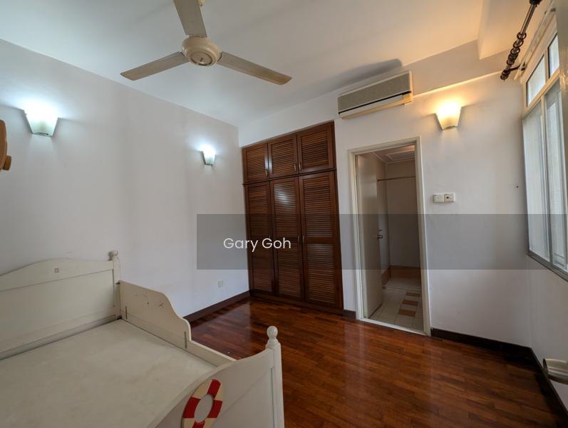 Bungaraya Condominium - 1