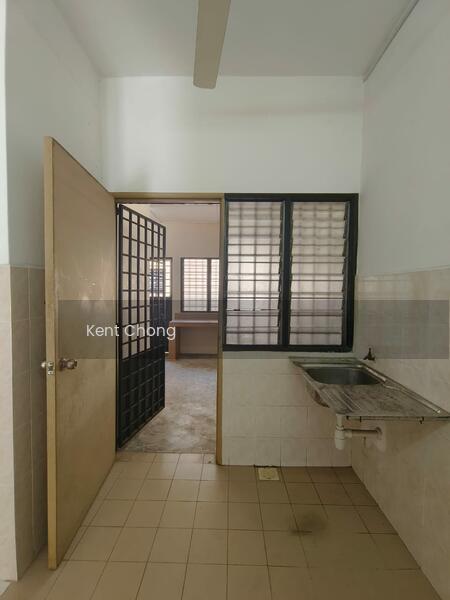 Taman Puncak Jalil - 4