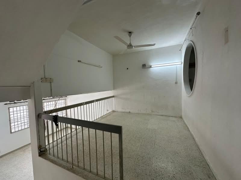 Taman Greenview - Jelutong - 2 Storey Terrace House Freehold - 3