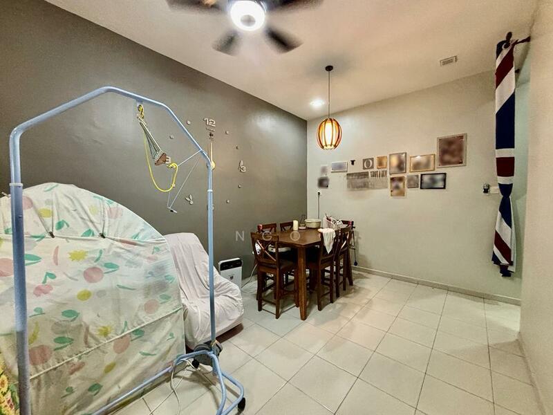 Single Storey Terrace Putera Indah Tongkang Pechah Batu Pahat - 3