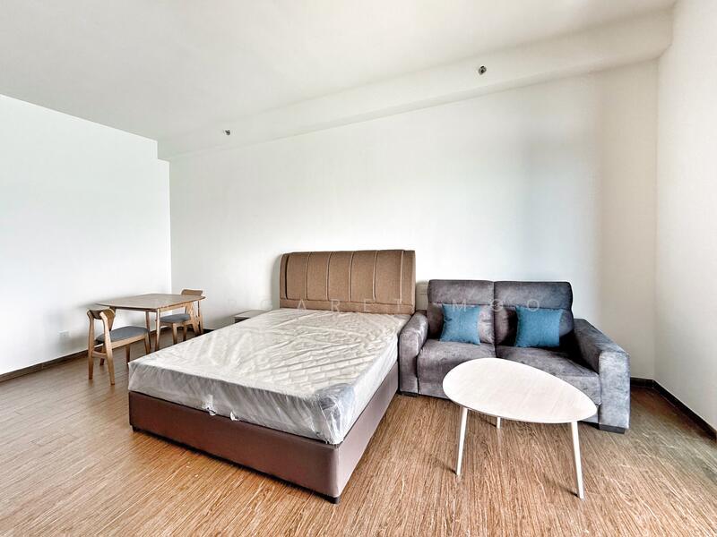 Carnelian Tower 1 - 3