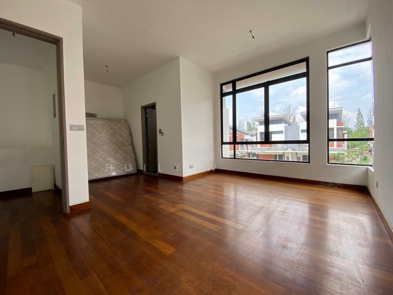 The Canal Garden South, Horizon Hills - 5