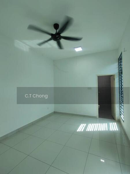 BANDAR CEMERLANG - 4