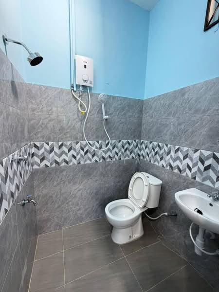 Taman Senai Utama - 1