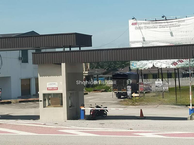 TAMAN EMAS BIDOR - 1