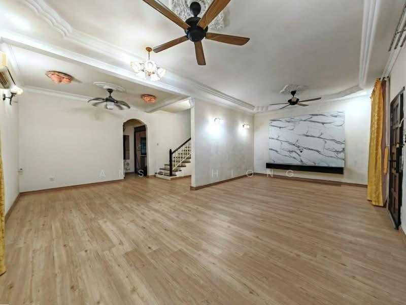 Jalan Utama @ Mutiara Rini - 4