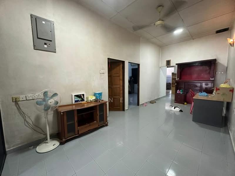 Single Storey Terrace Batu Lancang - 1