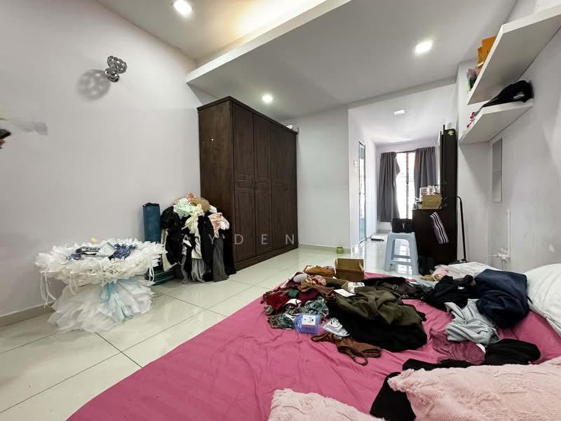 BANDAR PUCHONG JAYA - 4