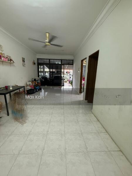 Ungku Tun aminah - 1