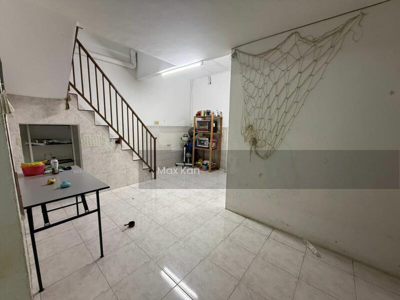 Ungku Tun aminah - 3