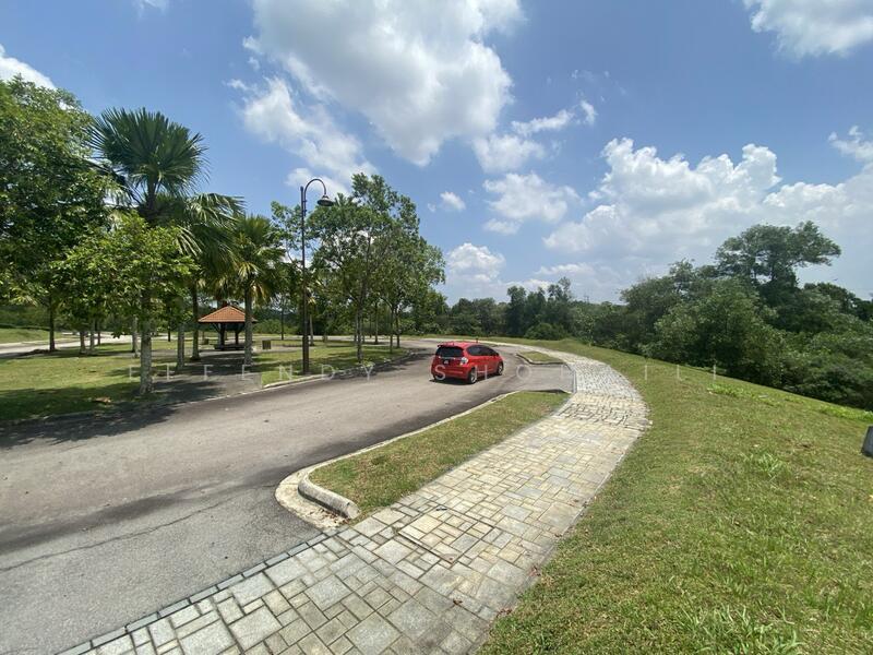 PUTRAJAYA PRESINT 11 BUNGALOW LOT - 1