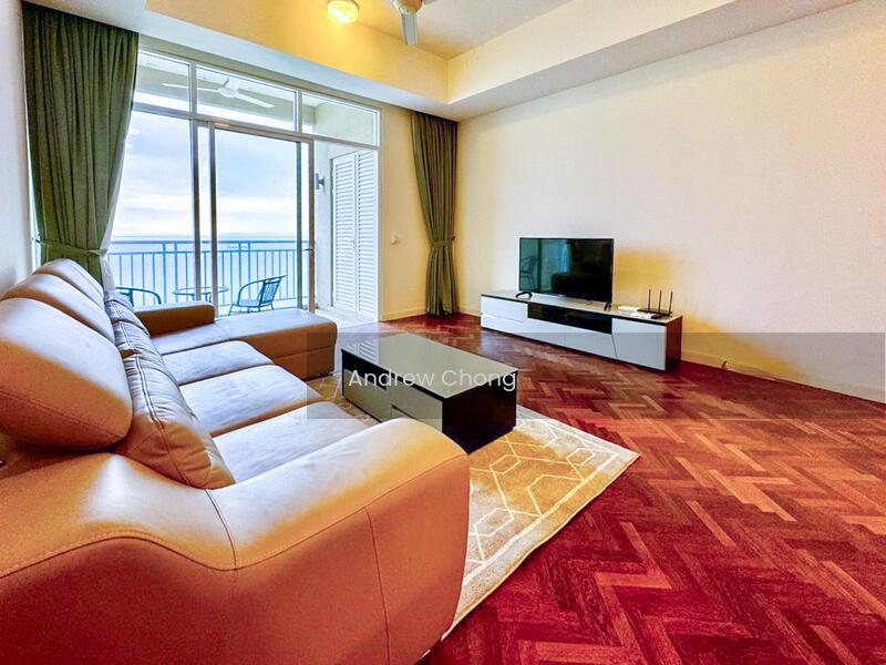 Quayside Seafront Resort Condominiums - 1