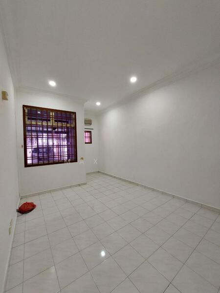 Taman Puteri Wangsa - 5