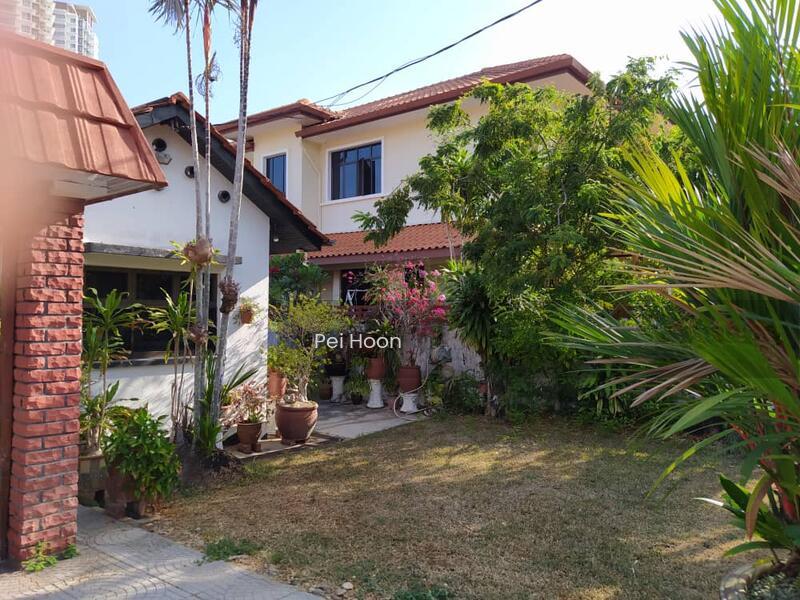 Hillside Tanjung Bungah Bungalow - 2