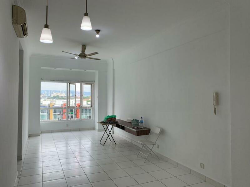 First Residence (Residensi Unggul) - 1