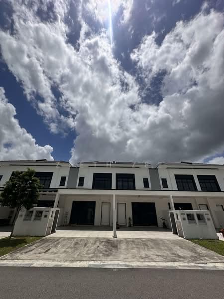 Attleborough / Tate Bilston 22'x65' @ Eco Botanic - 1