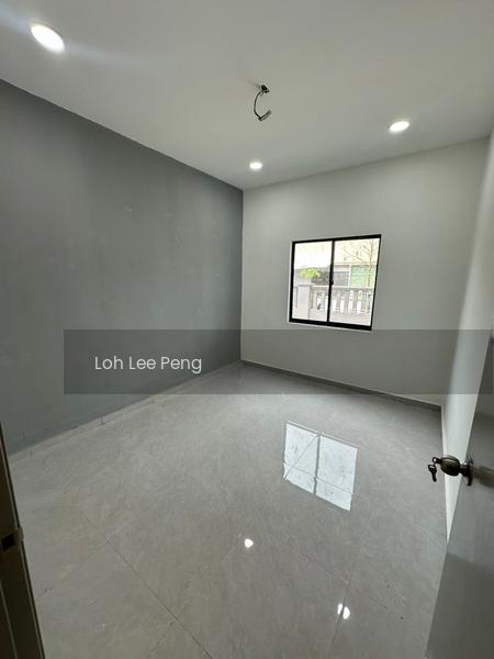 Semi-Detached House at Taman Masai - 3