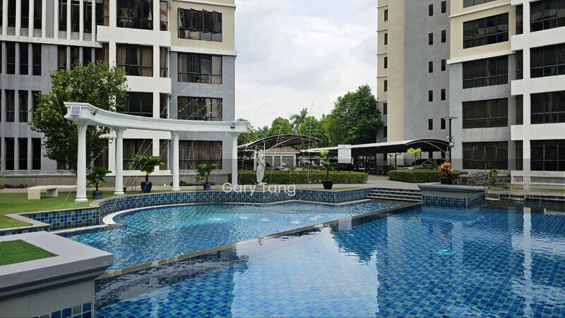 Upper East @ Tiger Lane - 2