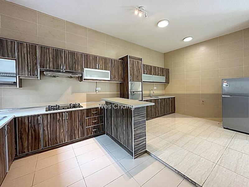 The Rafflesia @ Damansara Perdana - 2